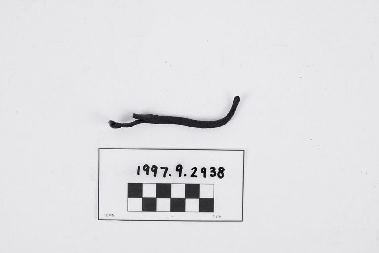 Fragment, Nail