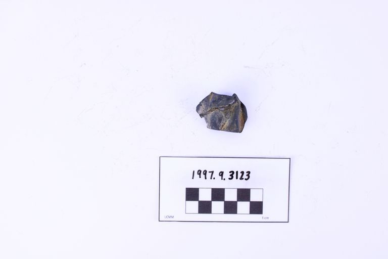Fragment, metal