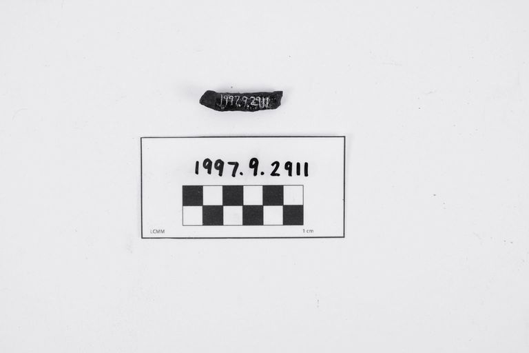 Fragment, Nail