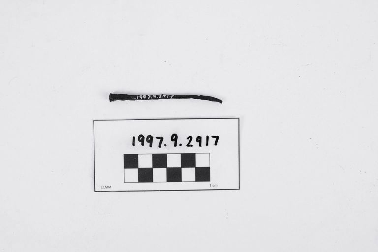 Fragment, Nail