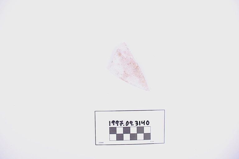 Fragment, Plate