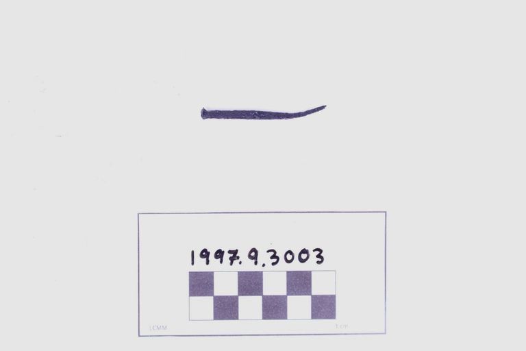 Fragment, Nail