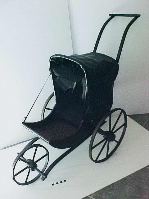 Carriage, Doll picture number 1