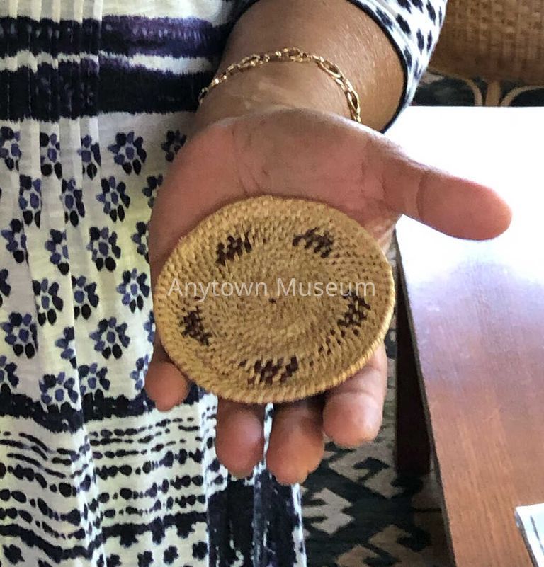 Miwuk Miniature Sifting Tray - Image 2