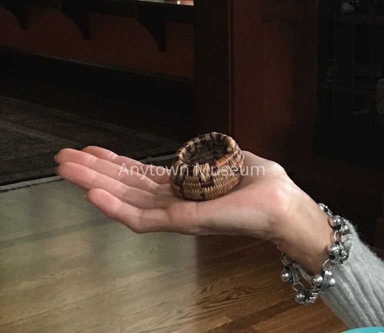 Pomo Style Miniature - Image 3