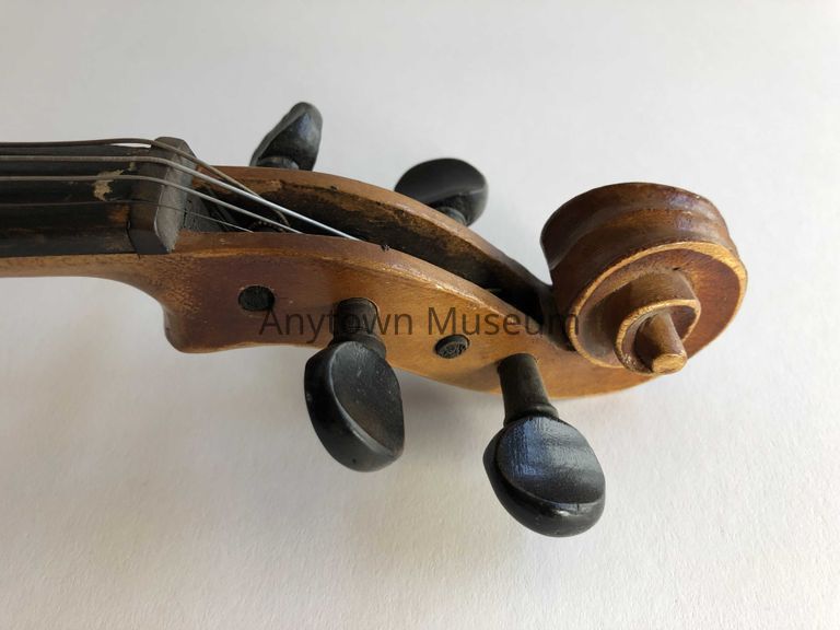 Violin - Image 3