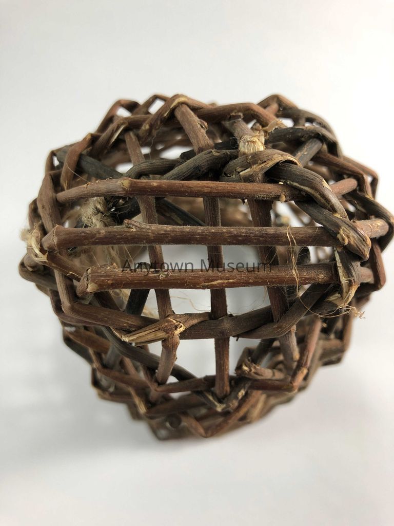 Pomo Style Miniature Burden Basket - Image 5