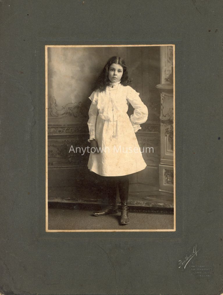 Sophia Phares - Image 2