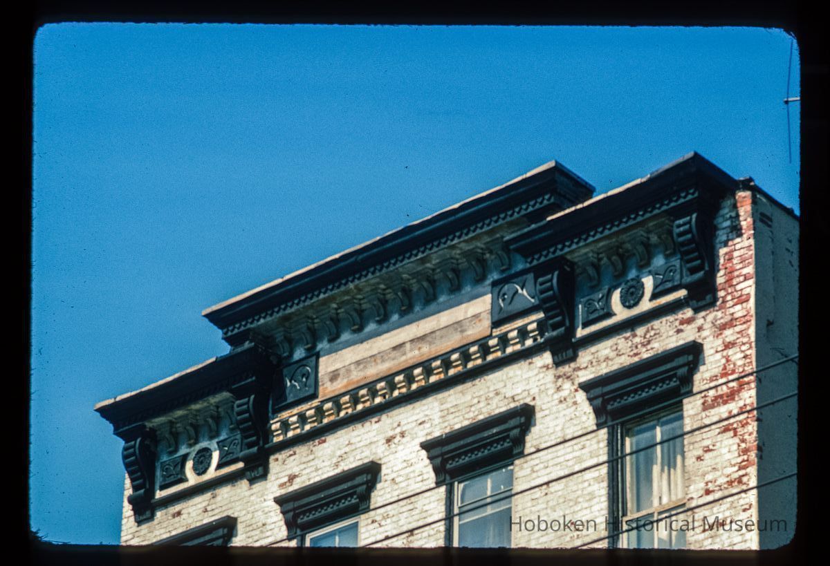 Color slide of close-up view of cornice at 554 Observer Highway between Monroe and Madison picture number 1