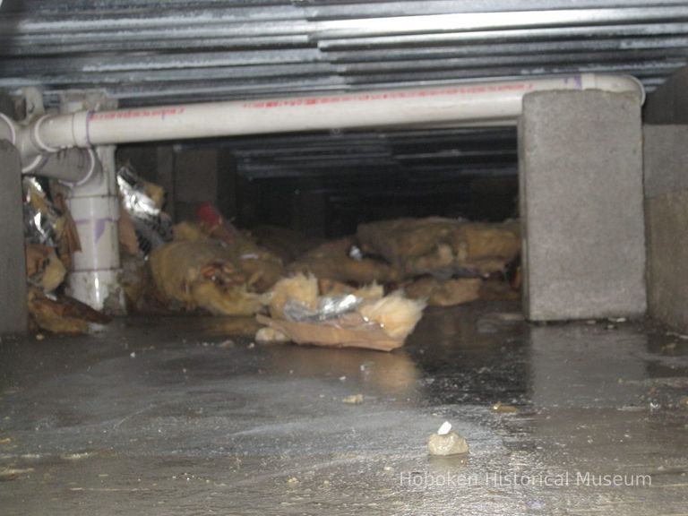 Crawl Space With Insulation