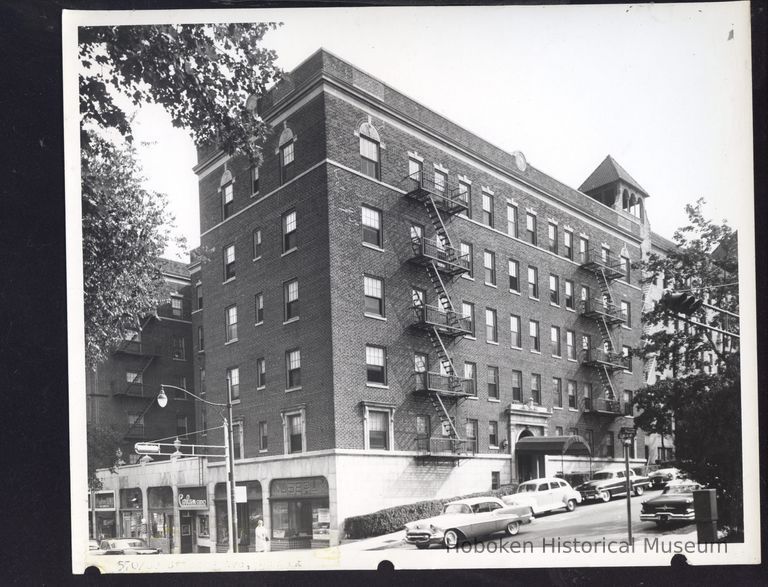 B&W Photograph of 570/80 Clinton Ave. Newark, NJ picture number 1