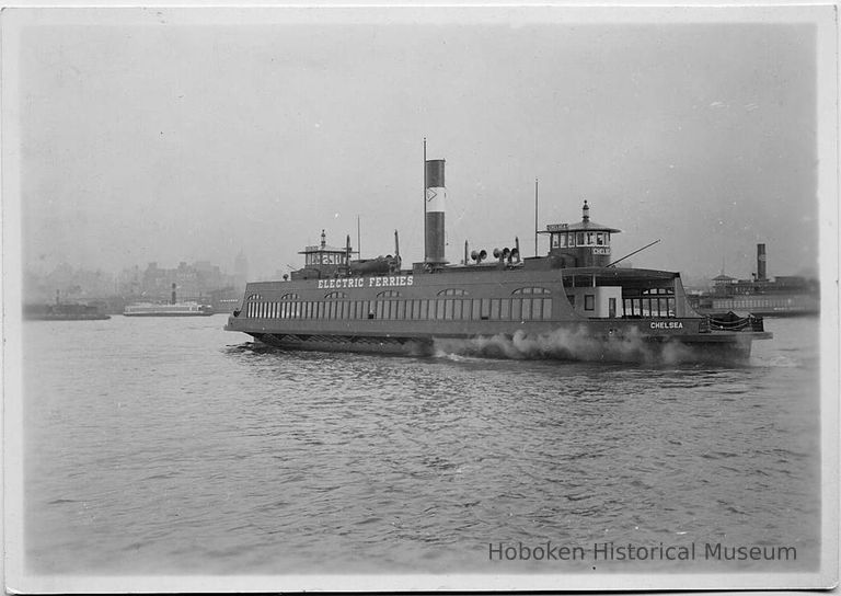 B+W photo of the ferry 