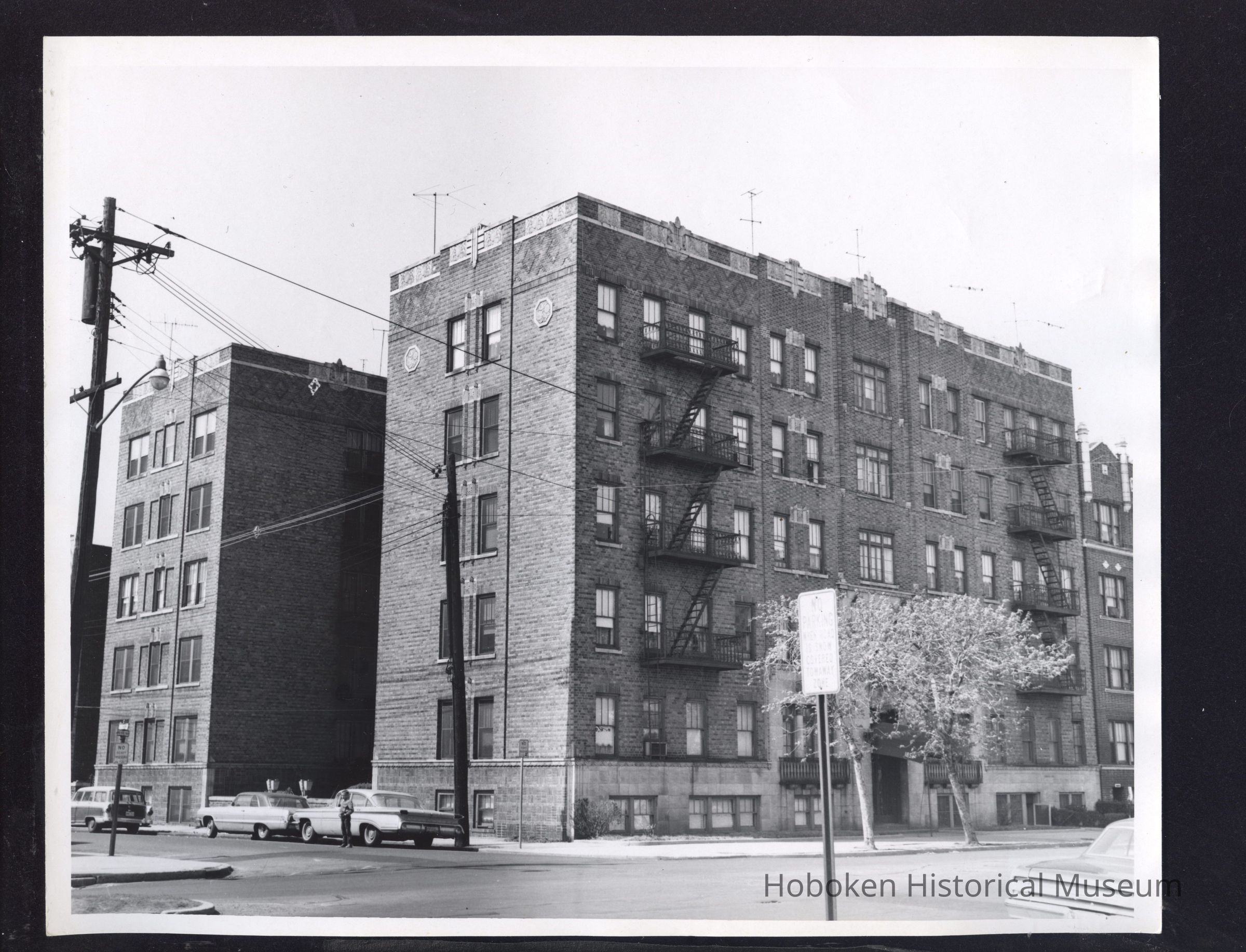 B&W photo of apartment building at 1855 John F. Kennedy Boulevard, Jersey City. picture number 1
