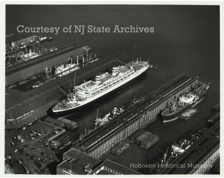 image aerial Holland America Lines piers, Oct. 14, 1948; Copyright: NJ State Archives