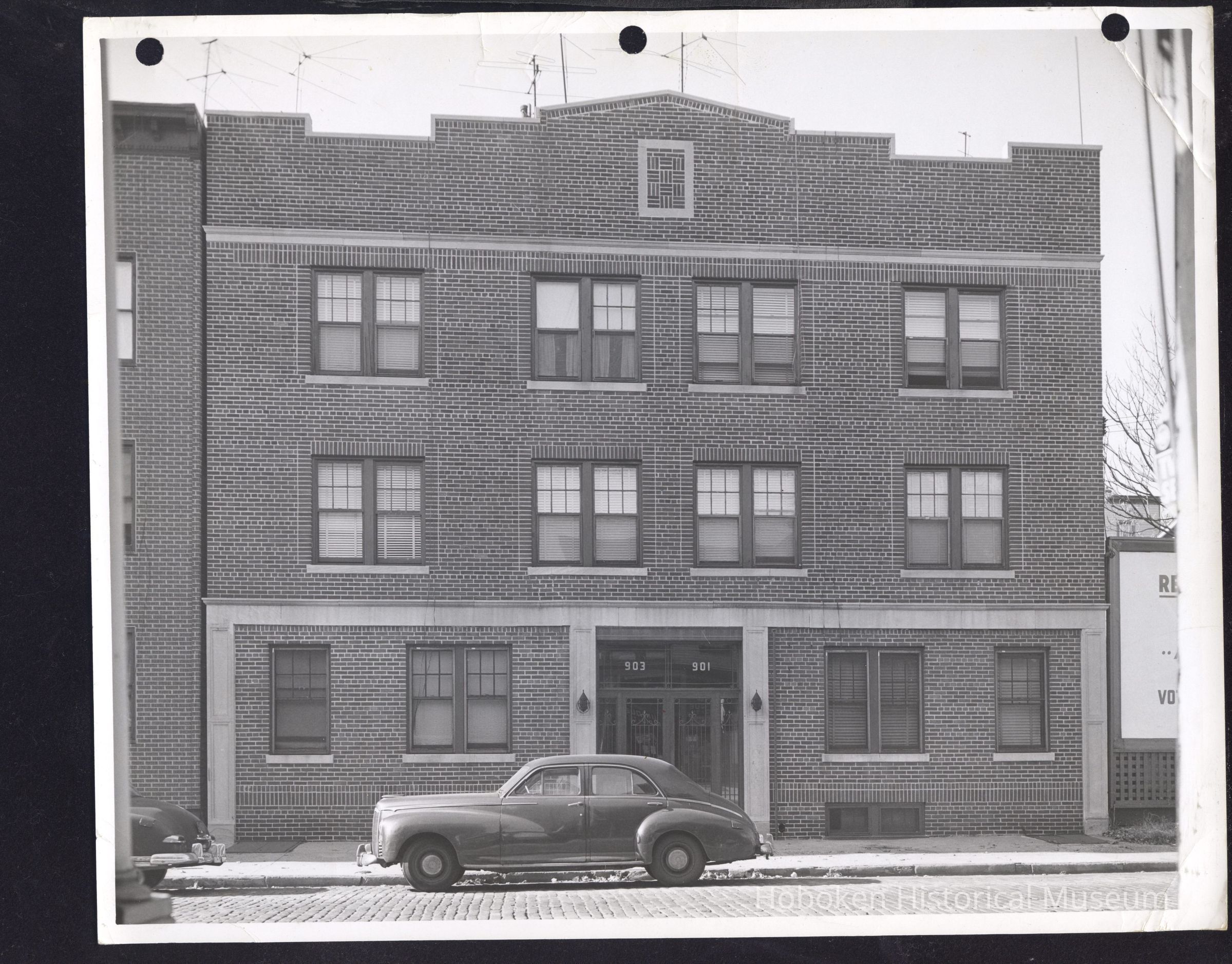 B&W photo of apartment building at 901 Bergen Street, Newark. picture number 1