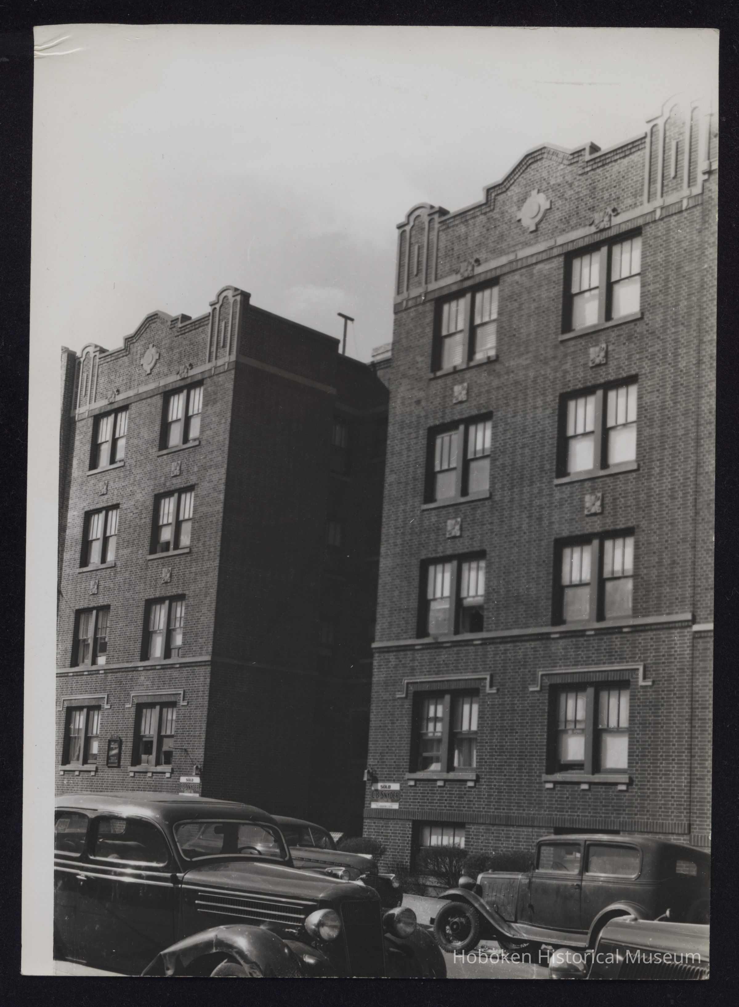 B&W photo of apartment building at 117 Van Wagenen Avenue, Jersey City. picture number 1