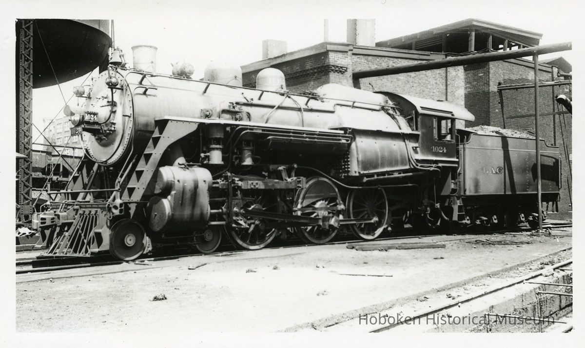 image: Lackawanna (D.L.& W.) locomotive 1024