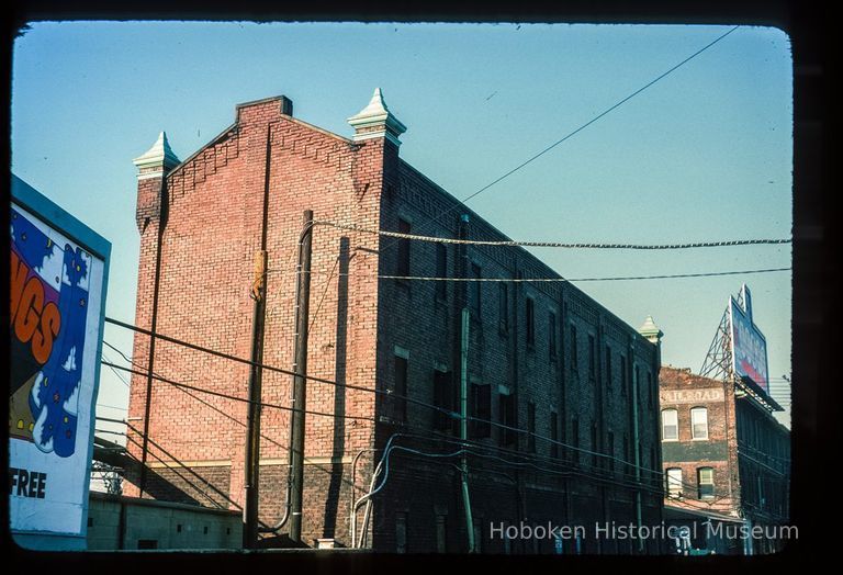 Color slide of eye-level view of unidentified industrial building on Observer Highway near Washington picture number 1