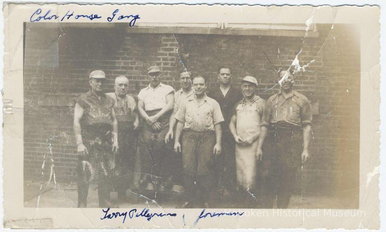 B+W photo of R. Neumann & Co. color house gang, Hoboken, no date, ca. 1940-50. picture number 1