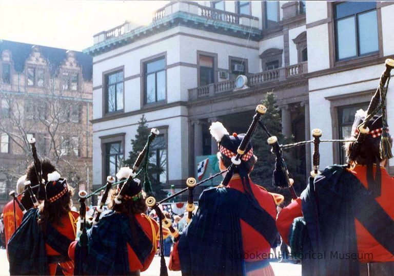 Color photo of the St. Patrick's Day Parade, Hoboken, 1987(?). picture number 1