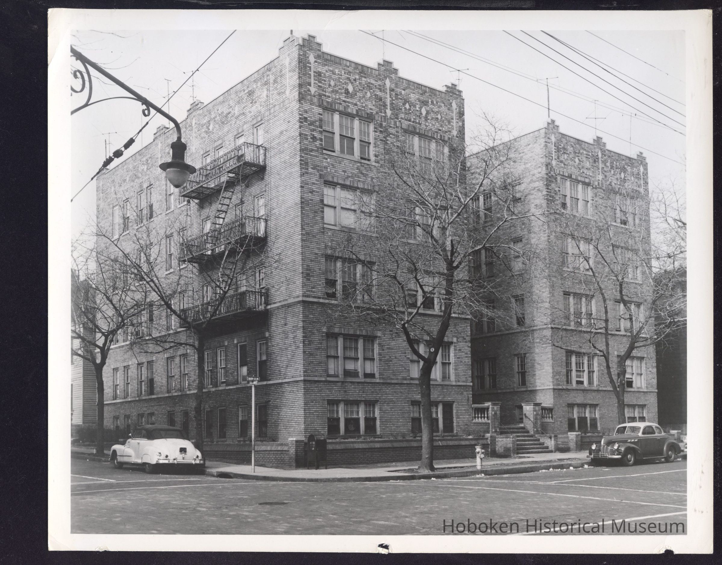 B&W photo of apartment building at 181 Chadwick Street, Newark. picture number 1