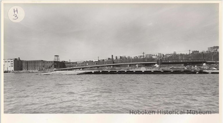 Digital image of B+W photo of the Hoboken waterfront, Hoboken, circa 1987. picture number 1