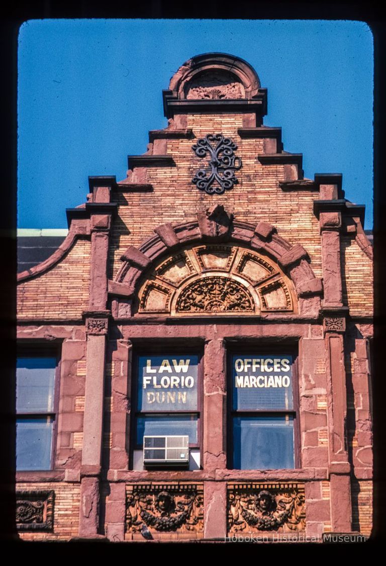 Color slide of close-up view of pediment, cornice, pilasters and semicircular arch at 84 Washington picture number 1