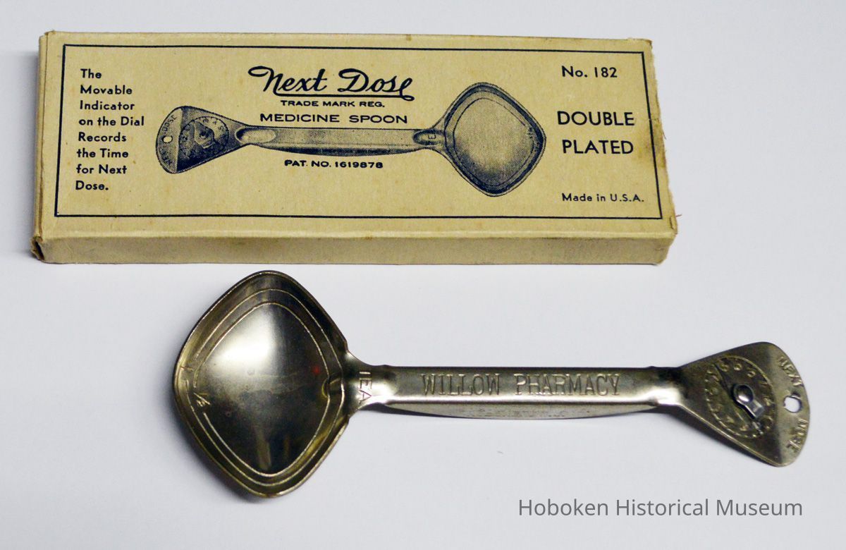 Next Dose Medicine Spoon No. 182: package and spoon