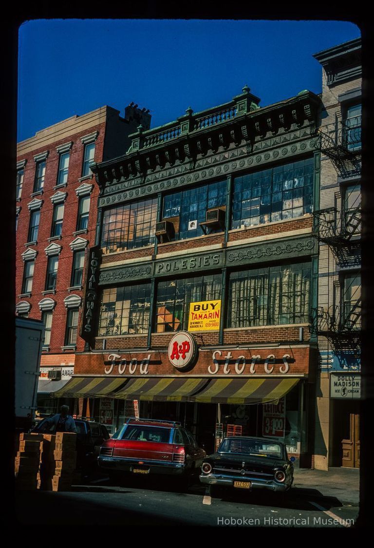 Color slide of eye-level view of the Polesie's building façade at 1018 Washington between 10th & 11th occupied by A&P Food Stores picture number 1