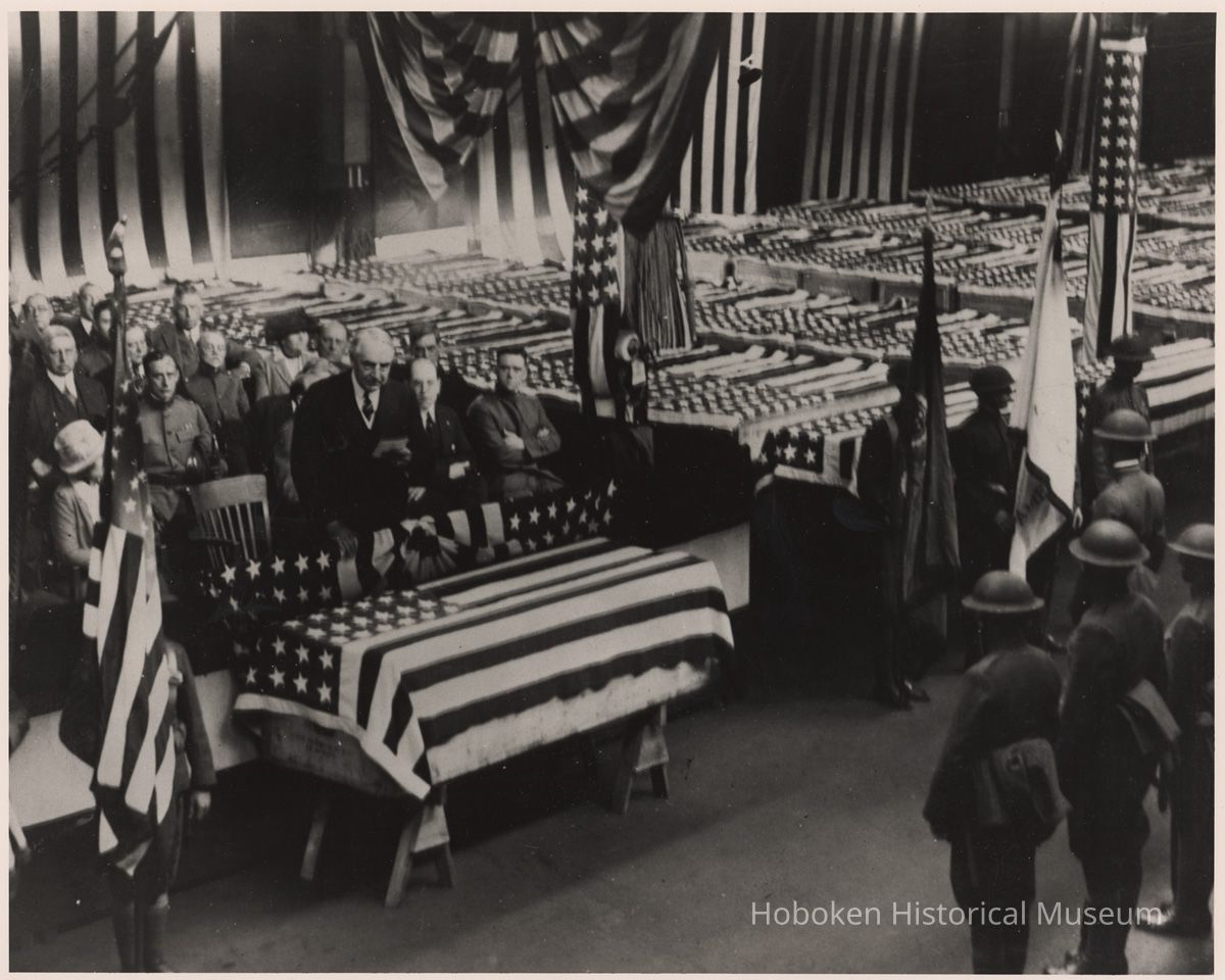 HPL 749; Harding giving speech May 21, 1921.