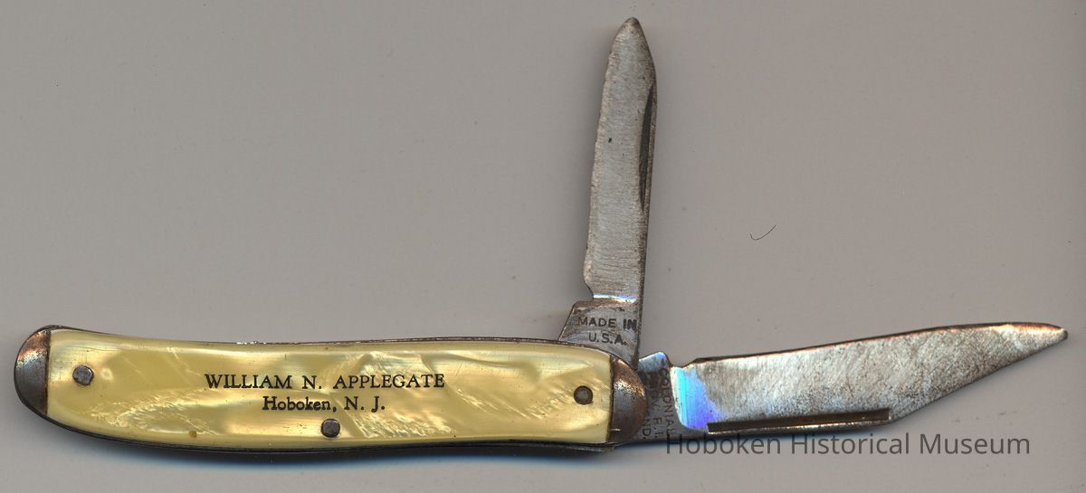 Pocket knife imprinted William N. Applegate, Hoboken, N.J. No date, circa 1910s-1920s. picture number 1