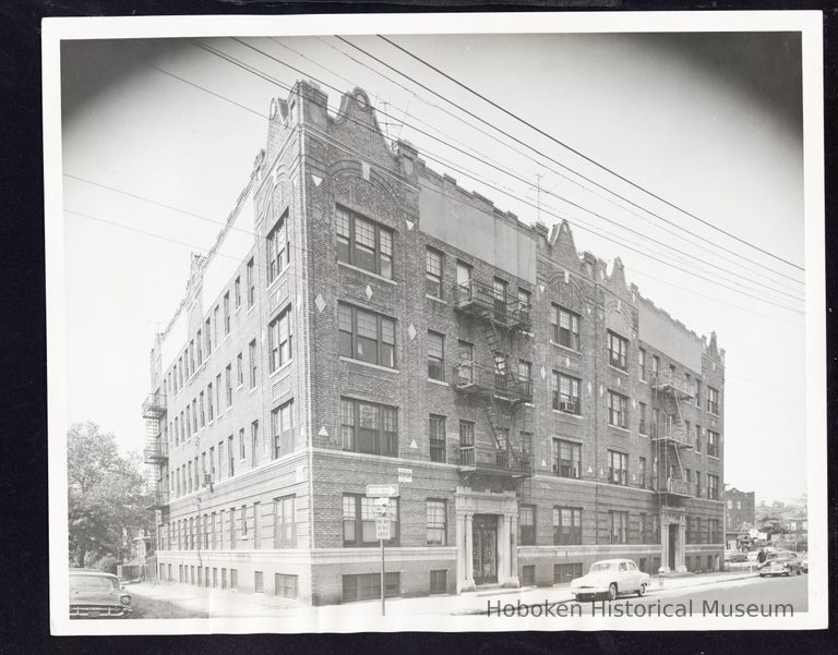 B+W Photograph of 123/5 Summit Ave., Jersey City, NJ picture number 1