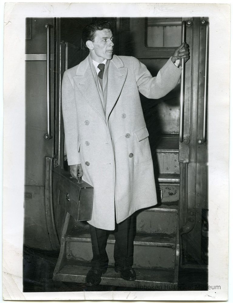 image: Frank Sinatra train arrival