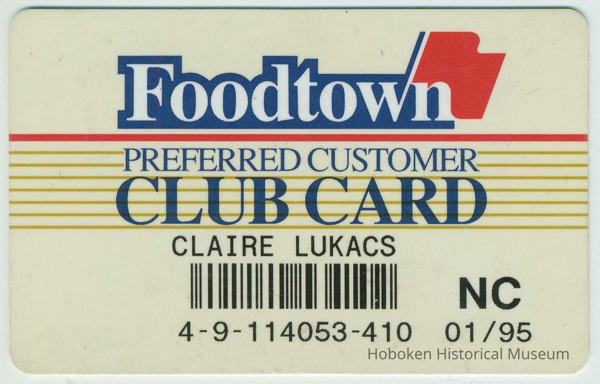 Plastic identification card: Foodtown Preferred Customer Club, Hoboken, 1995. picture number 1