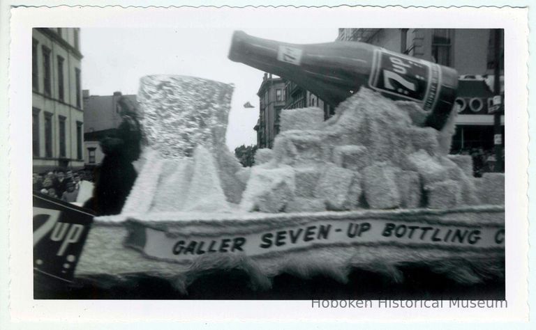 Galler Seven-Up Bottling Co. float in Hoboken Centennial celebration parade