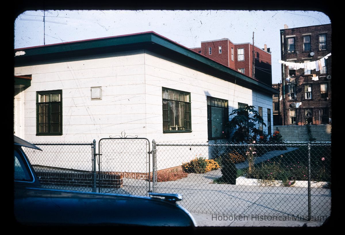 Uncropped image