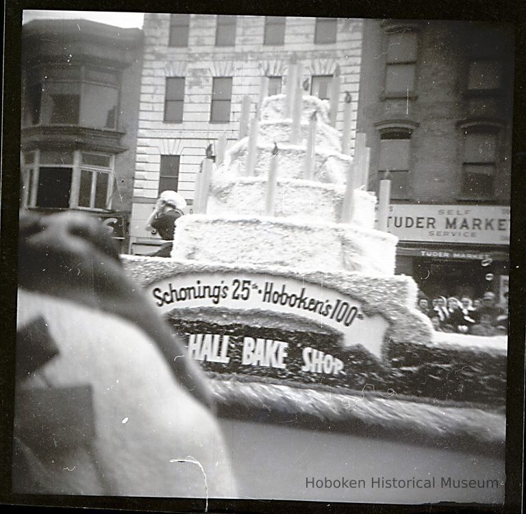 Centennial Parade, Schoning's City Hall Bake Shop float; adjusted