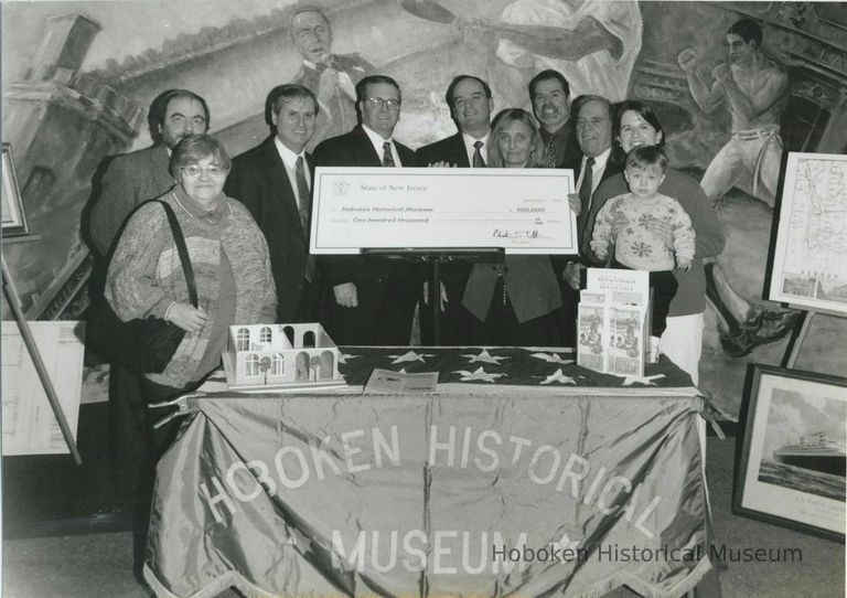 B+W photo of ceremony for presentation of grant check to Museum for building new home, Hoboken, 2000. picture number 1