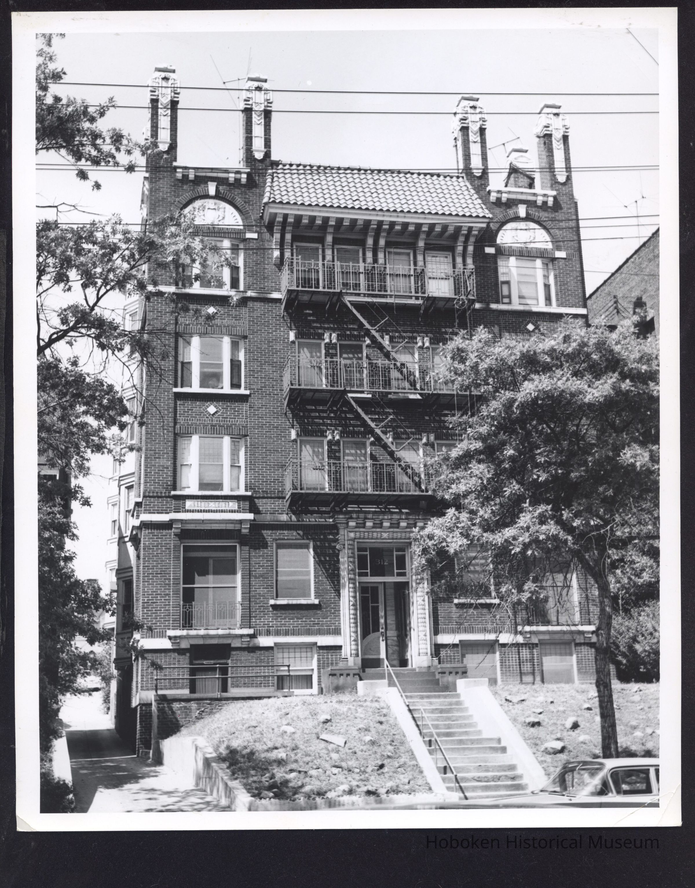 B&W photo of apartment building at 312-314 Mt. Prospect Avenue, Newark. picture number 1