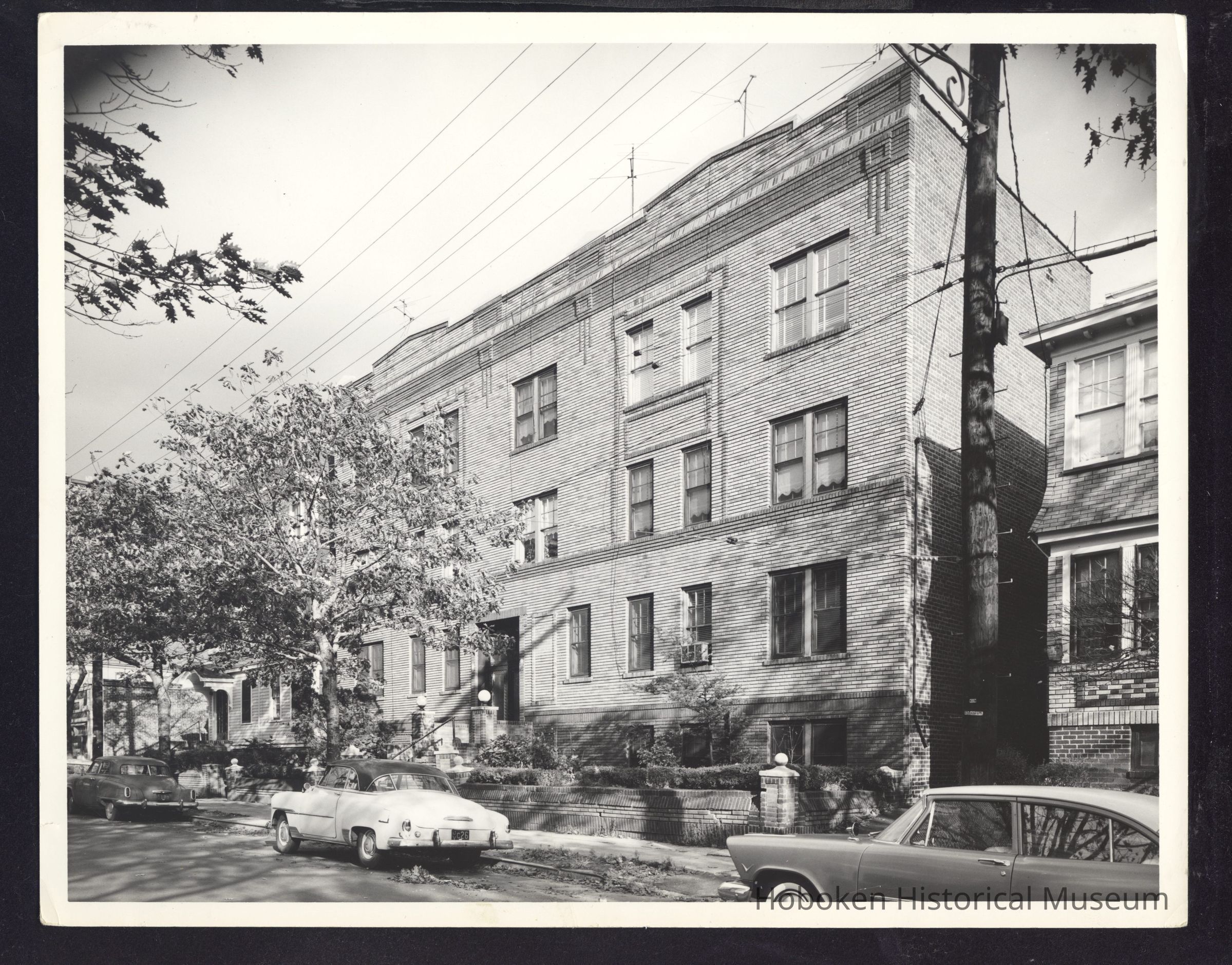 B&W photo of apartment building at 144-148 Clinton Place, Newark. picture number 1