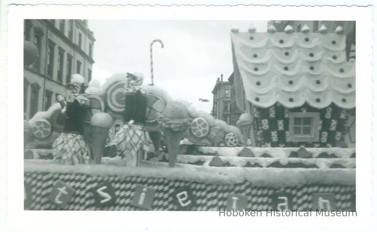 Tootsie Roll float in Hoboken Centennial celebration parade