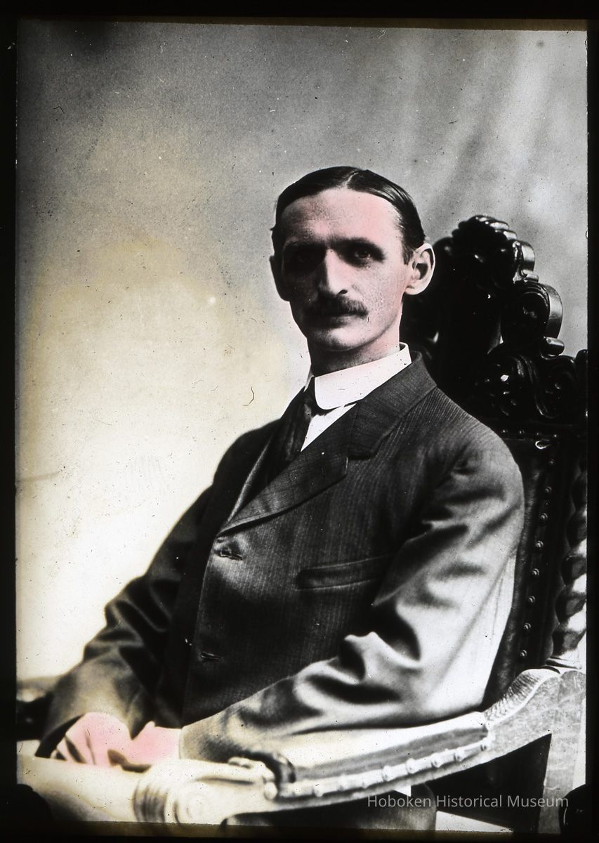 image: Julius Durstewitz