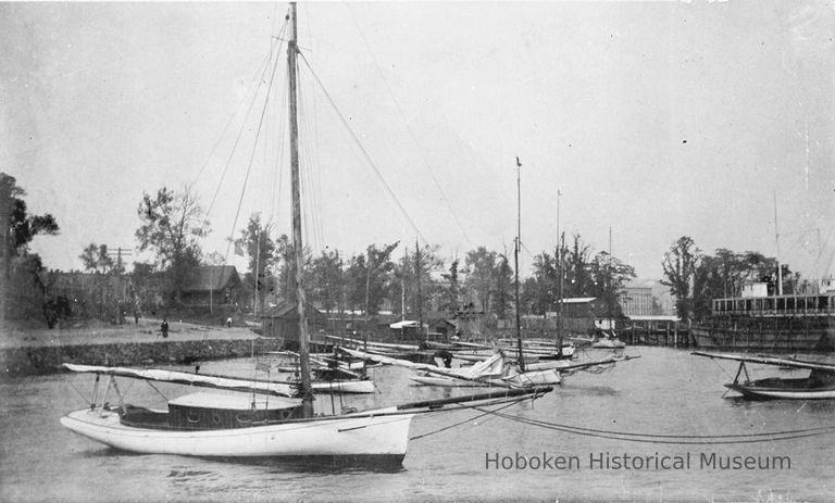 B+W photo of boats, yachts and boat clubs along River Walk and 10th St., ca. 1900. picture number 1