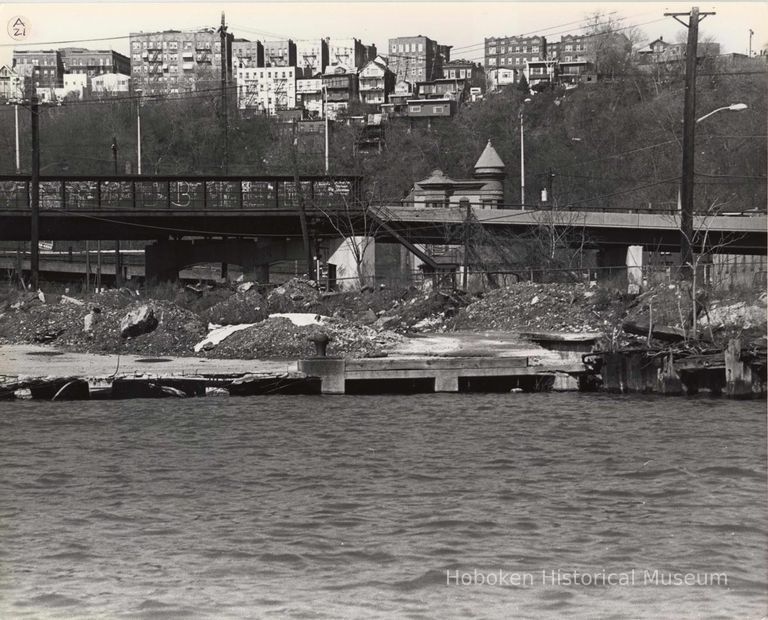 Digital image of B+W photo of the Hoboken waterfront, Hoboken, circa 1987. picture number 1