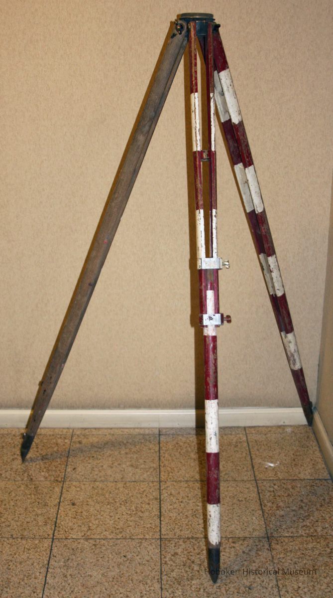 show standing, full extension