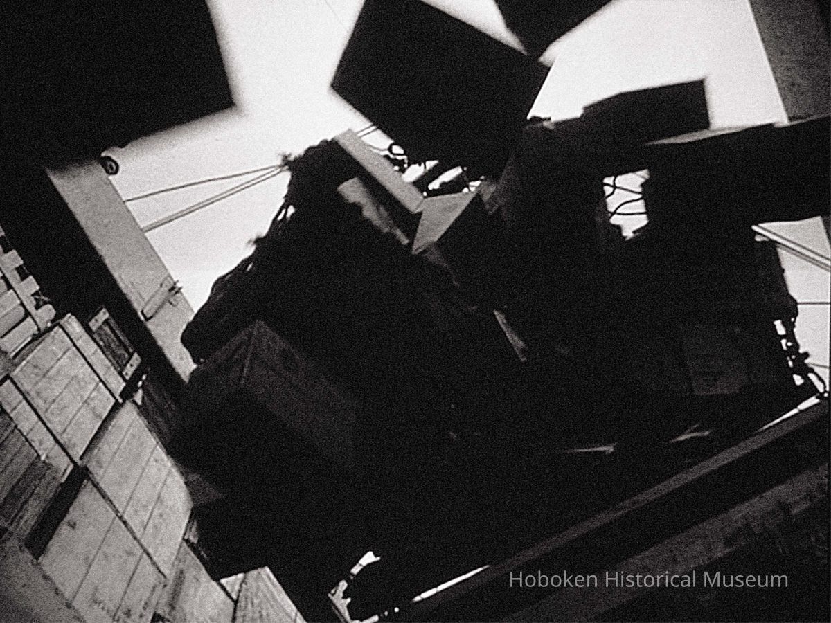 Digital image from digital video disk of film On the Waterfront, original from 1953-1954. picture number 1