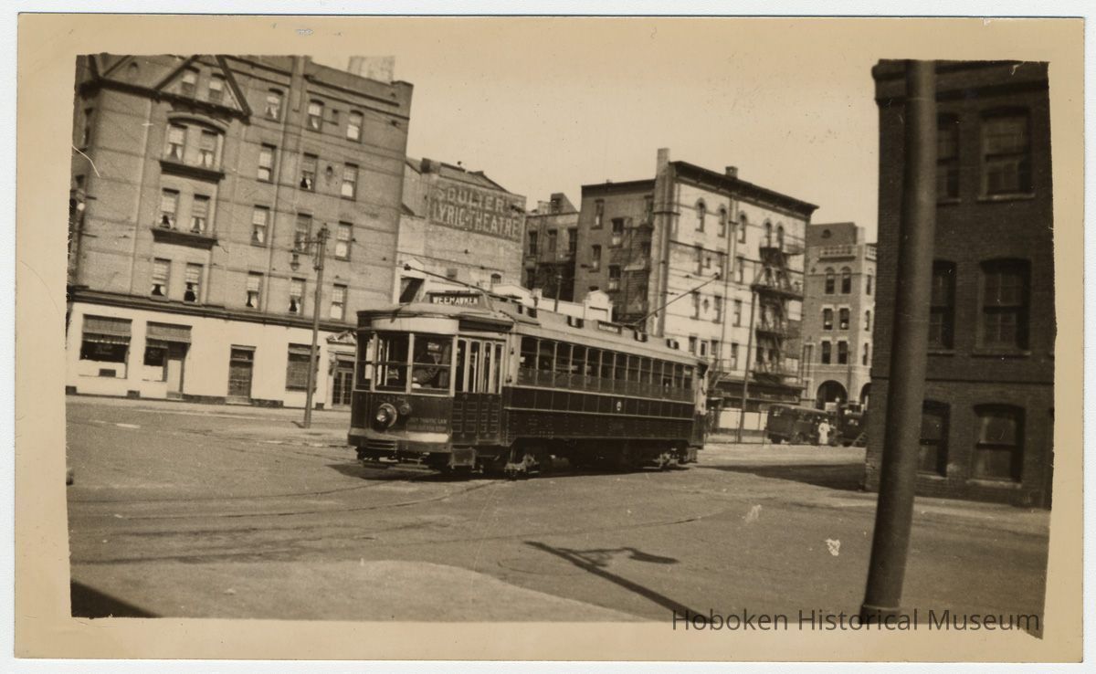 photo 1, image Public Service trolley, Hudson St. at Hudson Place, Hoboken