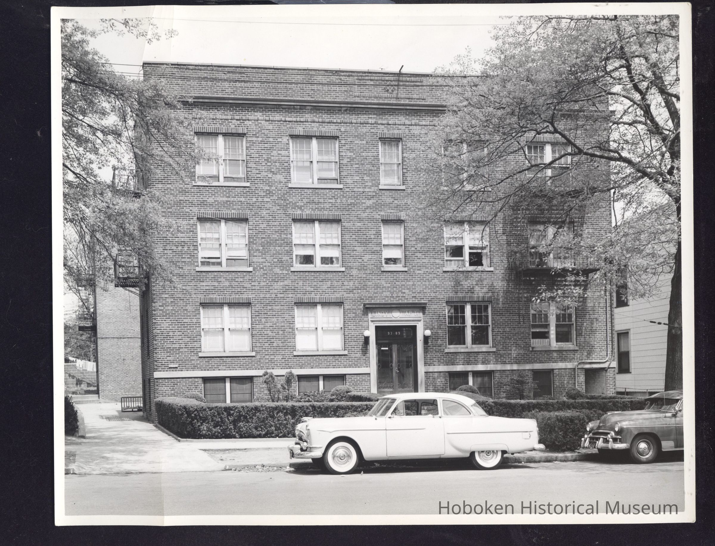 B&W photo of apartment building at 89-93 Montclair Avenue, Newark. picture number 1