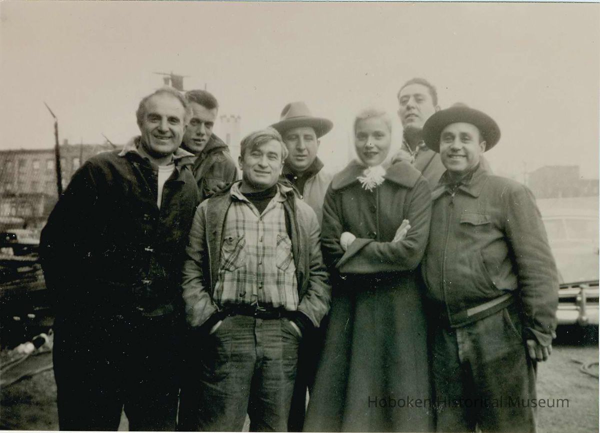 Eva Marie Saint with character actors & extras at pier filming location