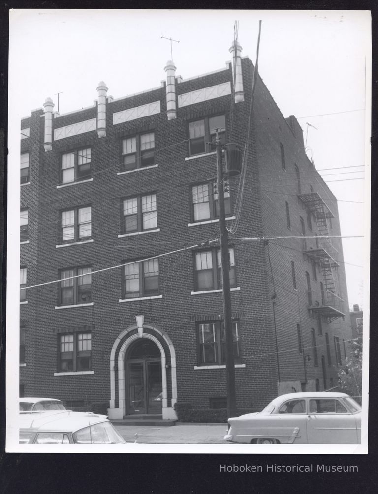 B&W Photograph of 277 Virginia Ave., Jersey City, NJ picture number 1